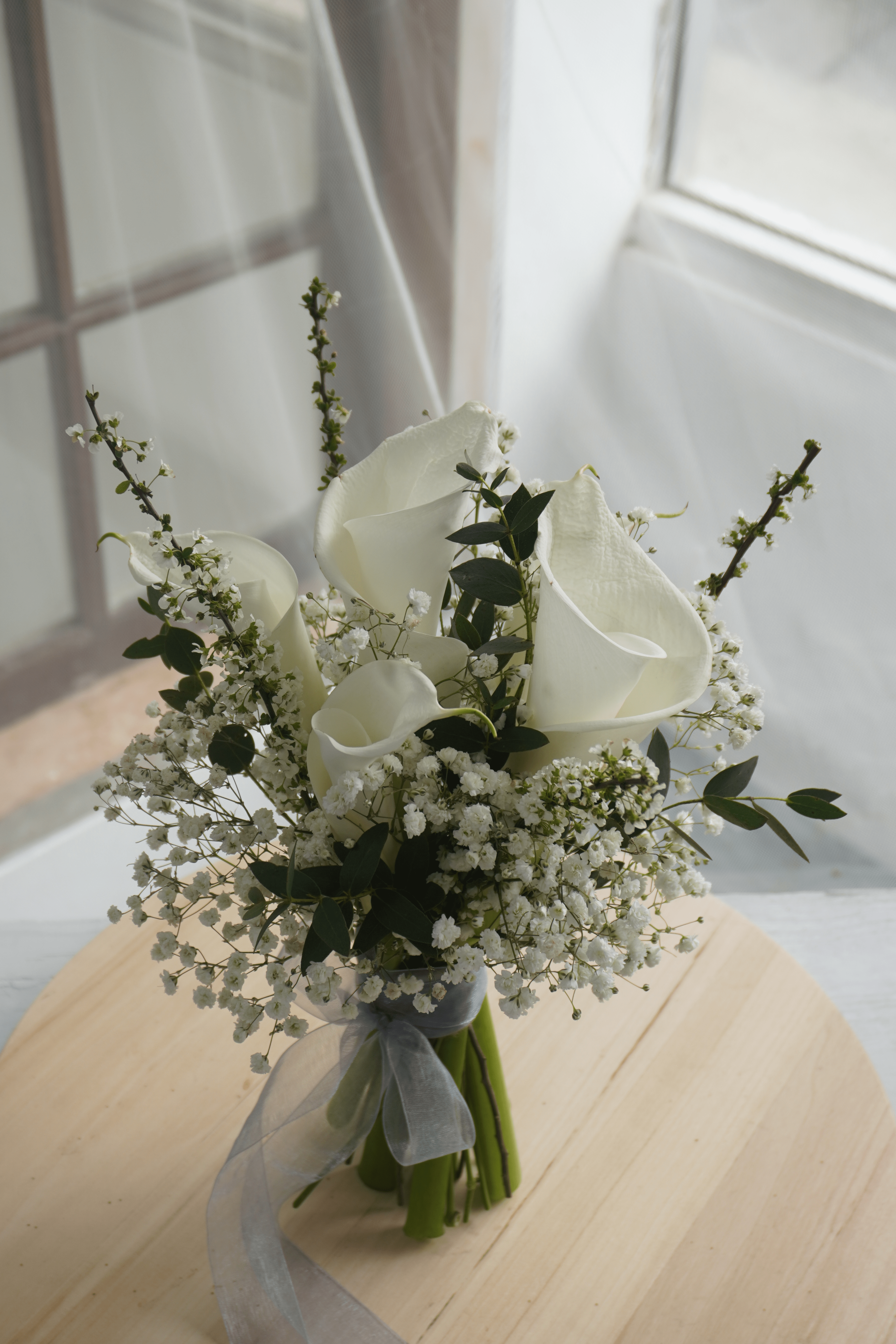 Timeless Calla Posy Bouquet